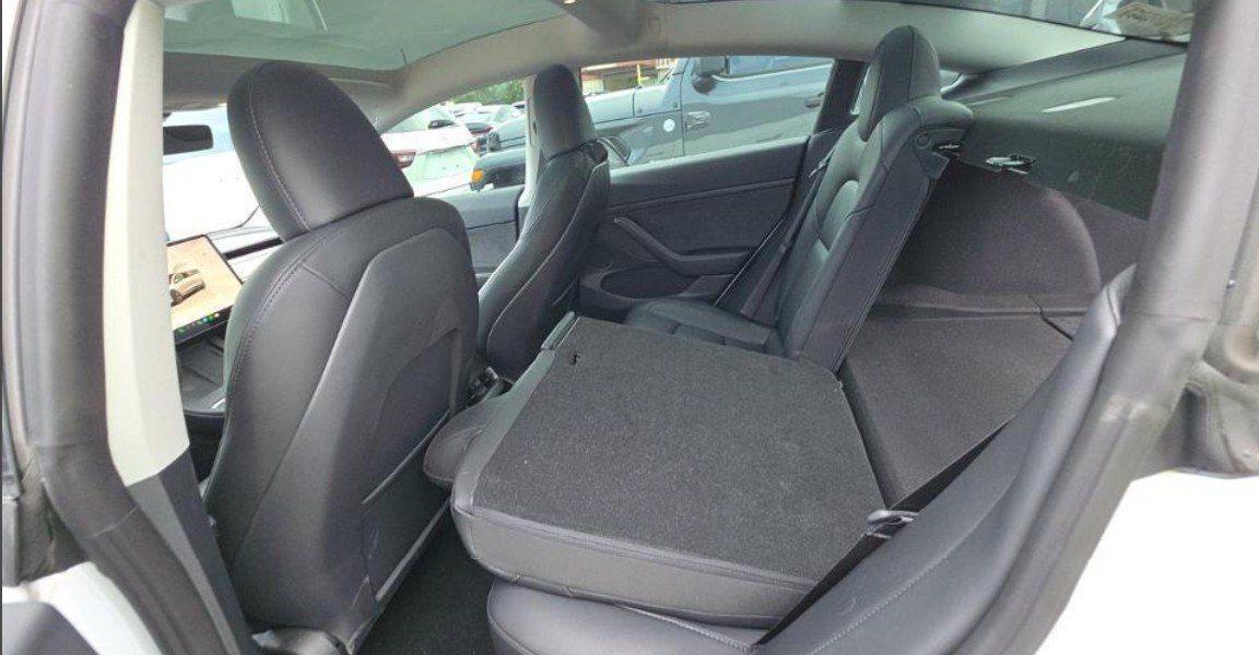 Used 2023 Tesla Model 3 Standard Range RWD image 6
