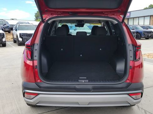 Used 2025 Hyundai Tucson SEL AWD/4WD image 18