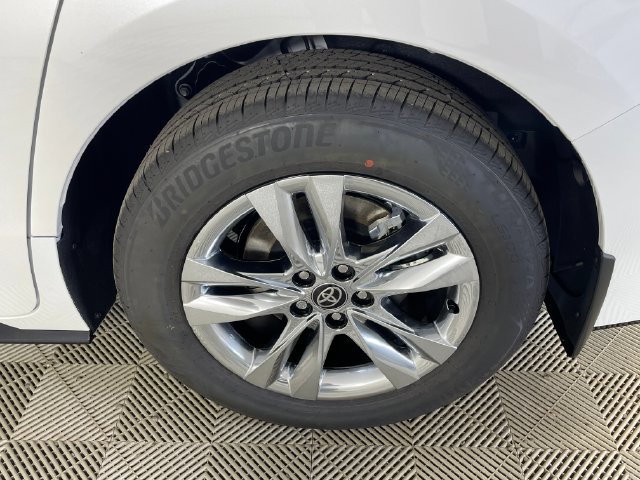 New 2026 Toyota Sienna Limited AWD/4WD image 16