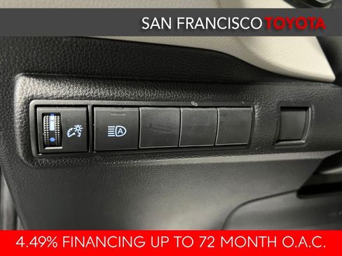 Certified 2022 Toyota Corolla LE image 32