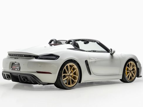 Used 2020 Porsche 718 Boxster Spyder RWD image 8