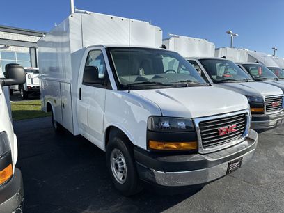 New 2025 GMC Savana 3500 w/ Power Convenience Package