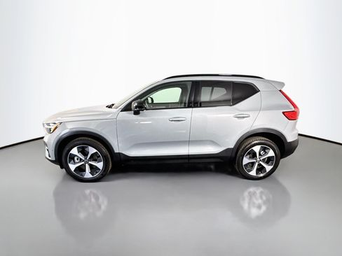 Used 2026 Volvo XC40 B5 Plus AWD/4WD image 6