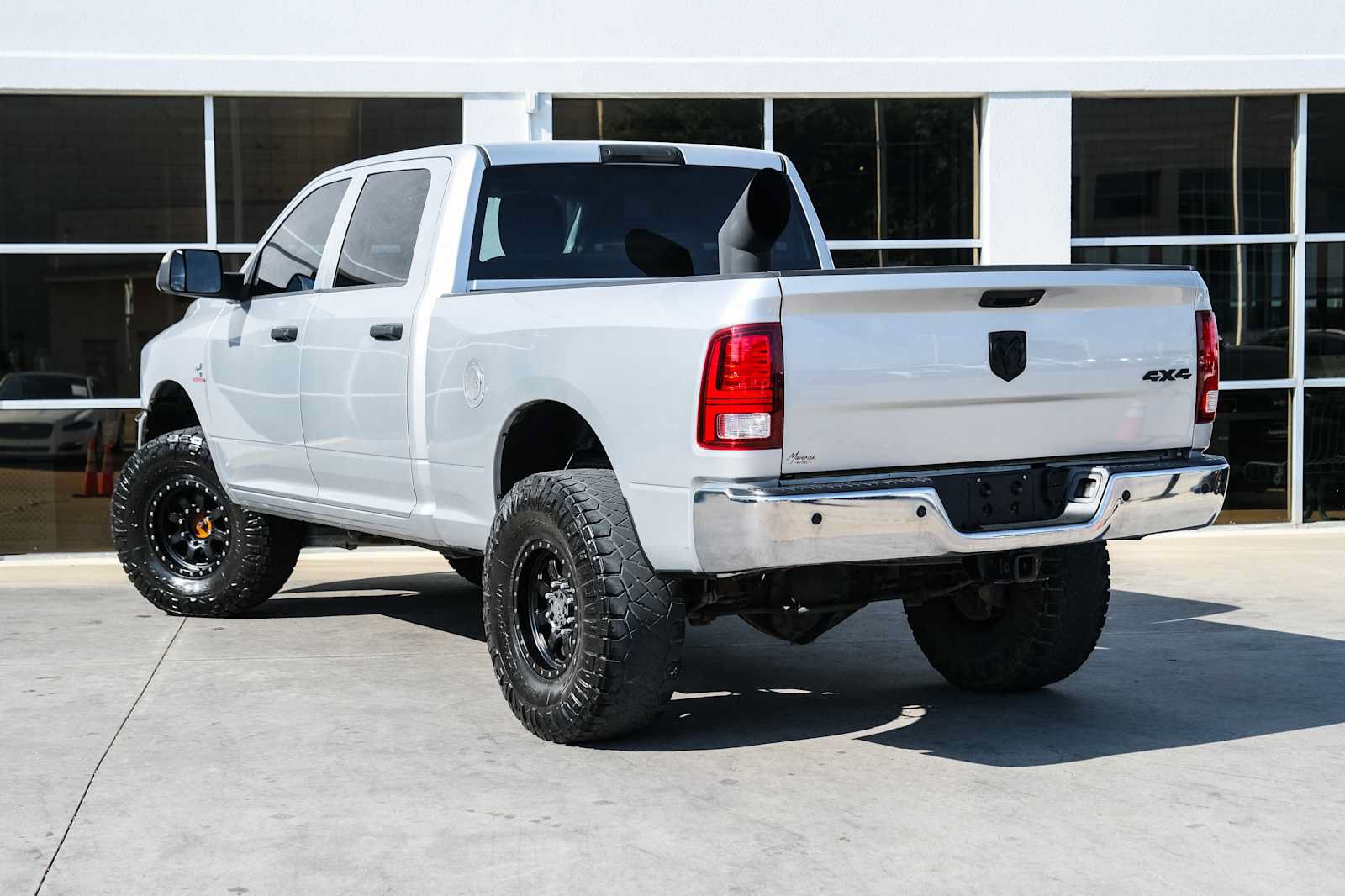 Used 2014 RAM 2500 Tradesman w/ Chrome Appearance Group AWD/4WD image 15