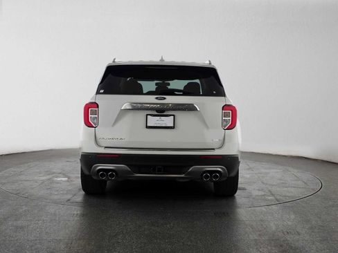 Used 2020 Ford Explorer Platinum w/ Premium Technology Package AWD/4WD image 4