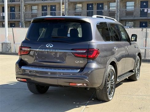 Used 2023 INFINITI QX80 Premium Select w/ Cargo Package image 4