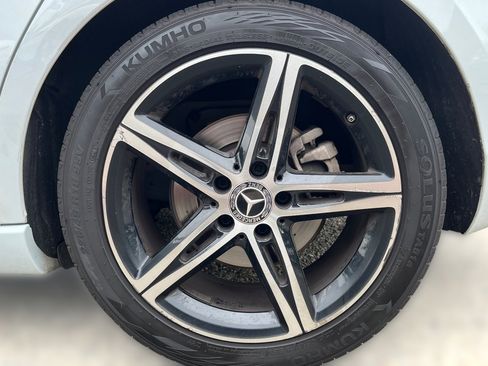 Used 2019 Mercedes-Benz A 220 image 6