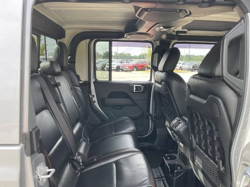 Used 2021 Jeep Gladiator Mojave AWD/4WD image 43