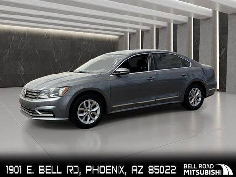 Used 2017 Volkswagen Passat 1.8T S FWD image 1