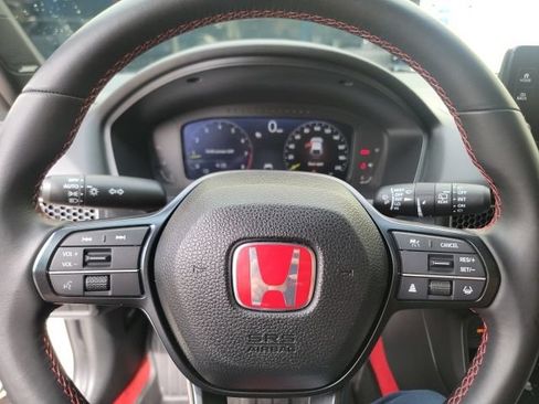 Used 2024 Honda Civic Type R image 15