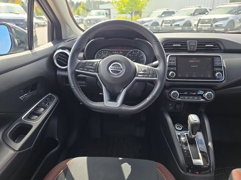 Used 2020 Nissan Versa SR w/ Trunk Package FWD image 8