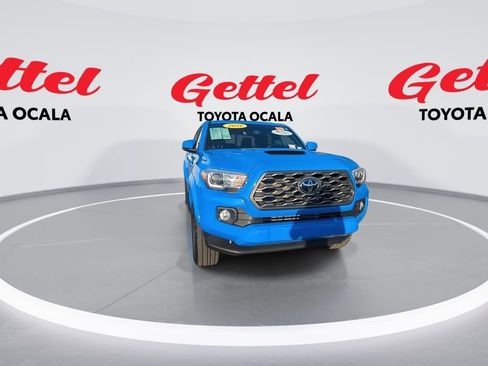 Used 2021 Toyota Tacoma TRD Sport image 3