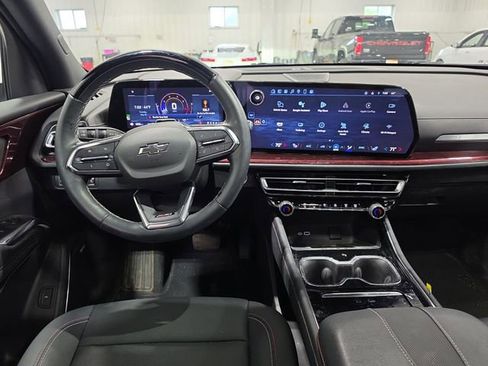 Used 2024 Chevrolet Traverse Z71 w/ Enhanced Driving Package AWD/4WD image 5