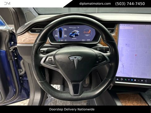 Used 2019 Tesla Model X Long Range image 31