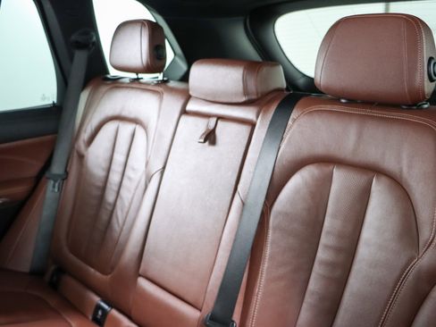 Used 2022 BMW X5 sDrive40i w/ Premium Package image 25