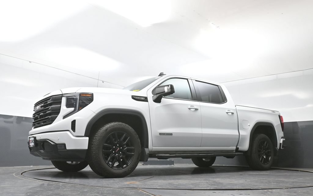 Used 2024 GMC Sierra 1500 Elevation w/ Elevation Premium Package AWD/4WD image 52
