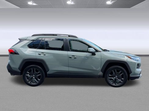Used 2022 Toyota RAV4 Adventure AWD/4WD image 8