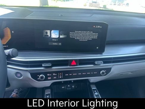 Certified 2026 Kia Sorento S w/ S Panoramic Sunroof Package FWD image 24
