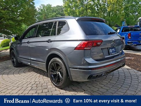 Used 2023 Volkswagen Tiguan SE R-Line FWD image 5