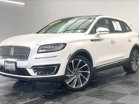 Used 2019 Lincoln Nautilus Reserve AWD/4WD image 12