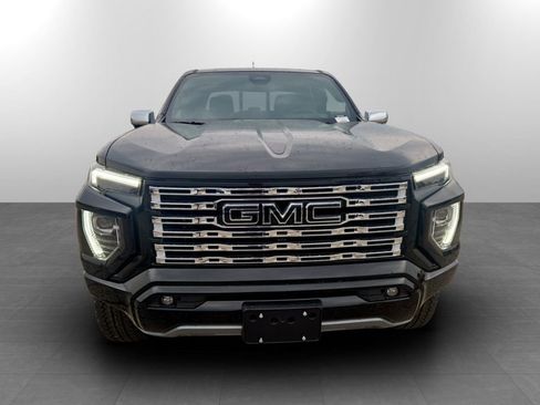 New 2026 GMC Canyon Denali w/ LPO, Denali Black Edition image 4