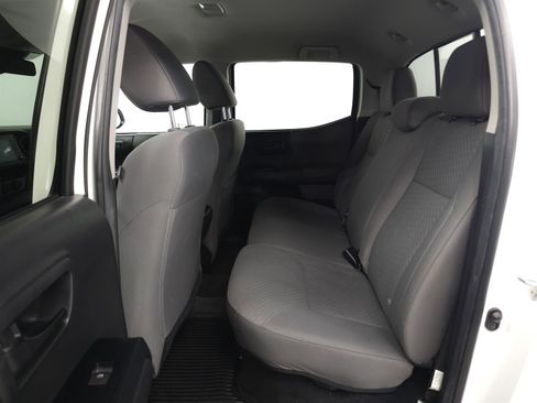 Certified 2023 Toyota Tacoma SR AWD/4WD image 5