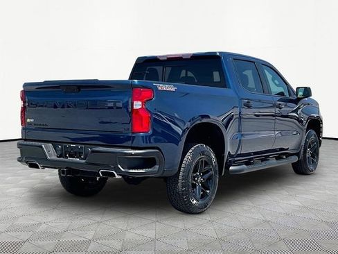 Used 2021 Chevrolet Silverado 1500 LT Trail Boss w/ Convenience Package II AWD/4WD image 6