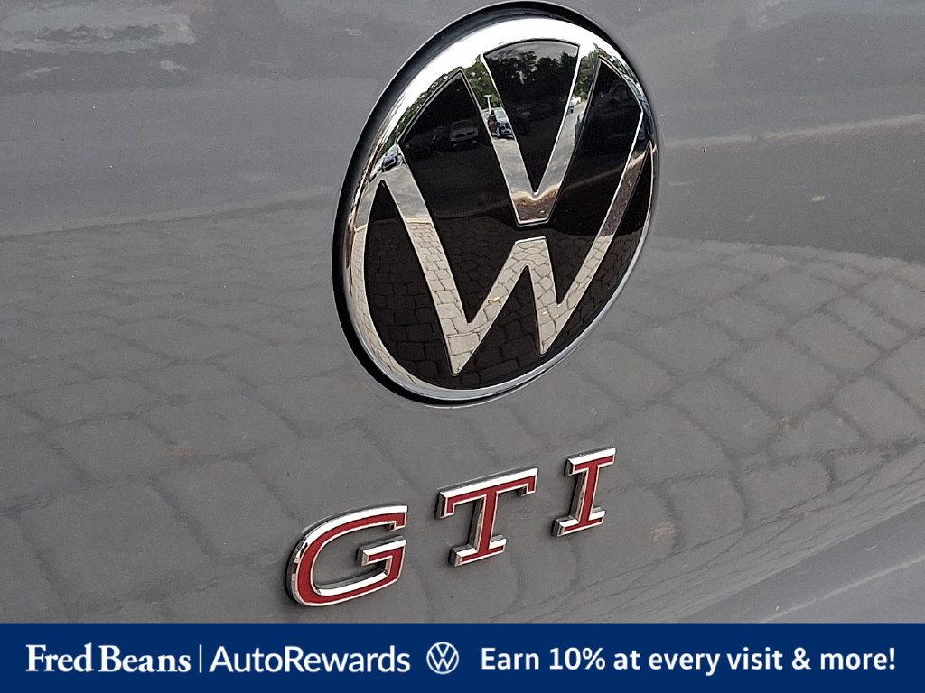 Certified 2025 Volkswagen GTI SE FWD image 34