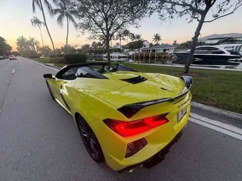 Used 2023 Chevrolet Corvette Stingray Convertible w/ Z51 Performance Package RWD image 8