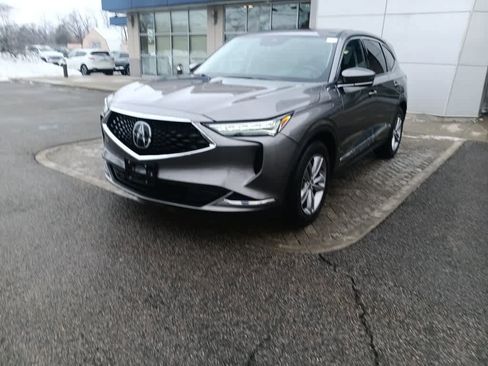 Used 2023 Acura MDX SH-AWD image 2