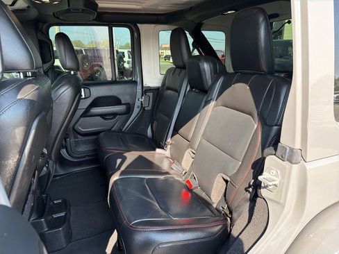 Used 2021 Jeep Wrangler Unlimited Rubicon AWD/4WD image 21