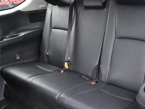 Used 2025 Toyota Grand Highlander AWD image 42