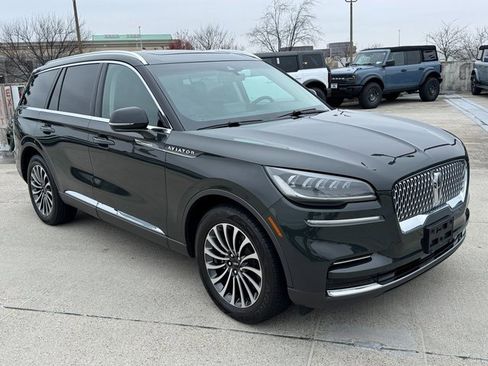 Used 2022 Lincoln Aviator AWD w/ Premium Package image 6