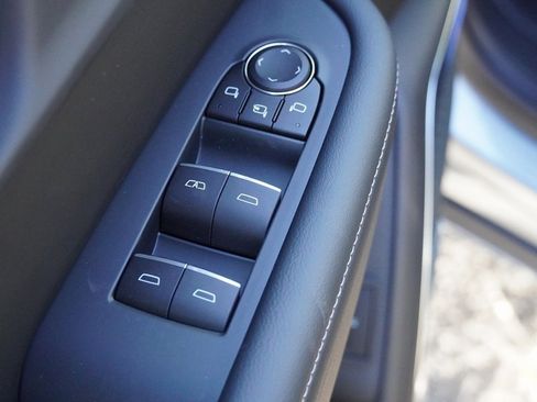 New 2026 Buick Enclave Avenir image 21