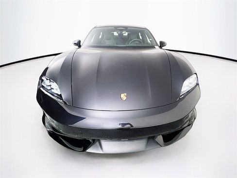 New 2026 Porsche Taycan image 6