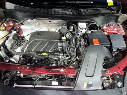 Used 2024 Chevrolet Trax RS w/ Sunroof Package image 26