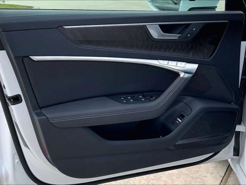 Used 2022 Audi A6 Premium Plus image 22