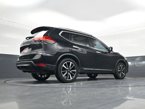 Used 2017 Nissan Rogue SL w/ SL Premium Package image 23