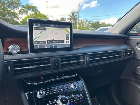 Used 2022 Lincoln Corsair Reserve w/ Equipment Group 201A image 12