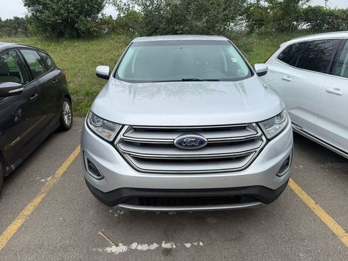 Used 2016 Ford Edge SEL w/ Equipment Group 201A AWD/4WD image 2