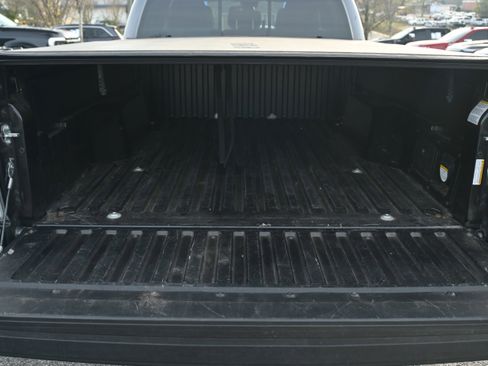 Used 2022 Toyota Tacoma TRD Sport w/ Technology Package image 13