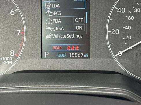 Used 2025 Toyota Corolla LE image 22