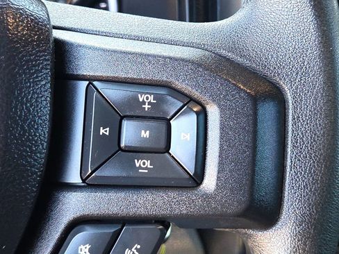 Used 2019 Ford F250 XLT image 30