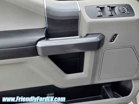 Used 2015 Ford F150 XLT w/ Equipment Group 302A Luxury image 17