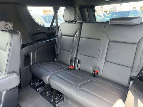 Certified 2025 GMC Yukon XL Denali AWD/4WD image 17