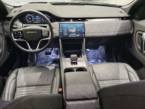 Certified 2025 Land Rover Discovery Sport Dynamic SE AWD/4WD image 10