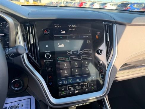 Used 2025 Subaru Outback Onyx Edition w/ Popular Package #2 image 31