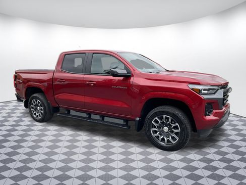 Used 2024 Chevrolet Colorado LT w/ LT Convenience Package III AWD/4WD image 1