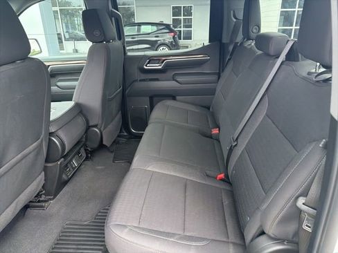 Certified 2025 Chevrolet Silverado 1500 LT RWD image 7