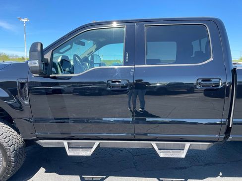Used 2017 Ford F250 Lariat w/ Snow Plow Prep Package AWD/4WD image 36